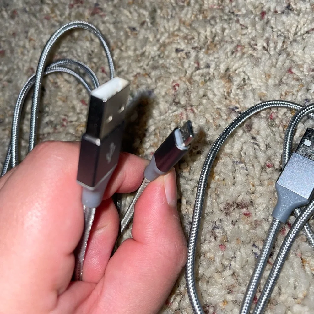 Android cellphone charger plugs long cords